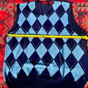 Izod Mens XXL Blue Argyle Sweater Vest